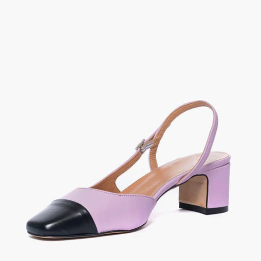 Chanel in pelle glicine punta in pelle nero